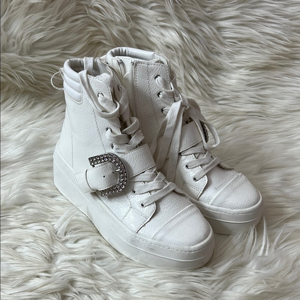 Gianni Bini White High-Top Sneakers
